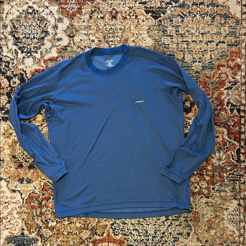 Men’s Patagonia Long Sleeve T-shirt SZ medium